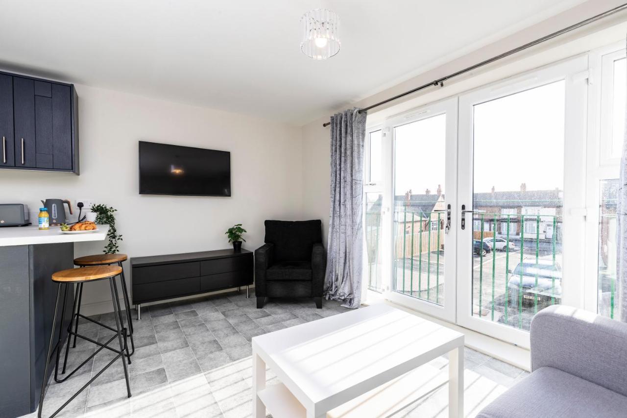 Avery House 1 - One Bedroom With Outdoor Terrace Darlington  Zewnętrze zdjęcie